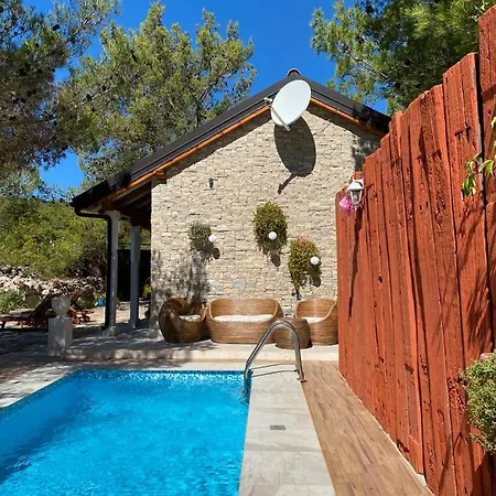 Kuca Za Odmor Brigita Holiday home Jezera